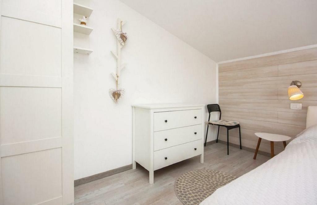 Apartmani Riva Rogoznica  Esterno foto